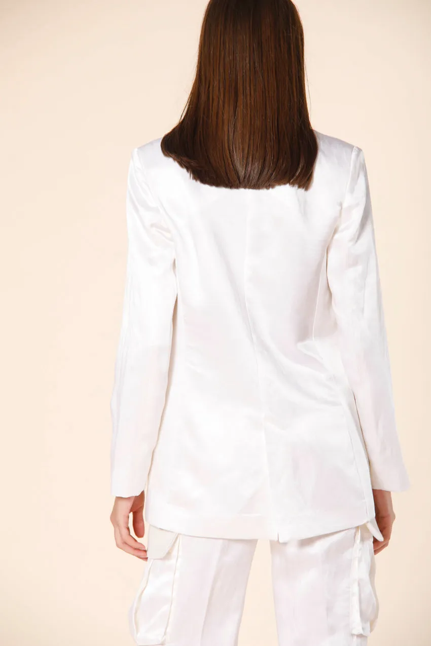 Irene blazer femme long  à un bouton en satin