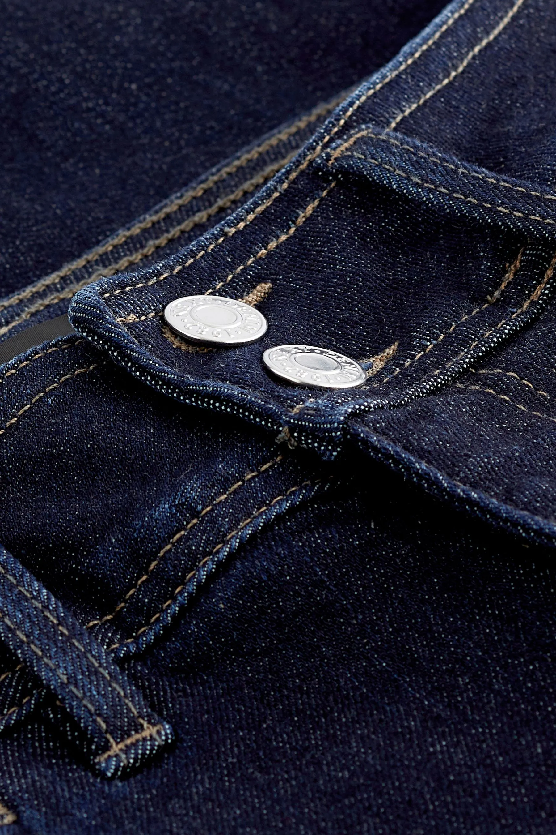 Jeans ampia Corto con fondo ampio e bottoni